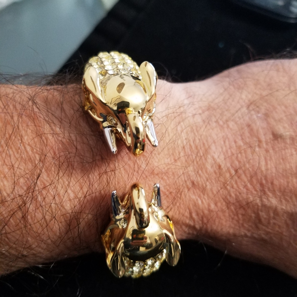 Elephant Cuff - image 4